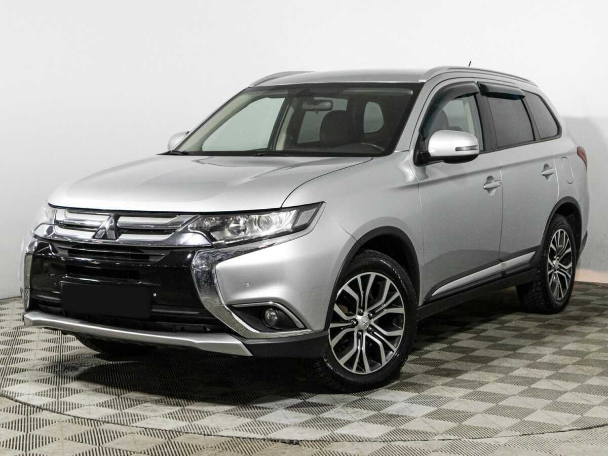 Mitsubishi Outlander с пробегом — 2016 год. Посмотреть фото