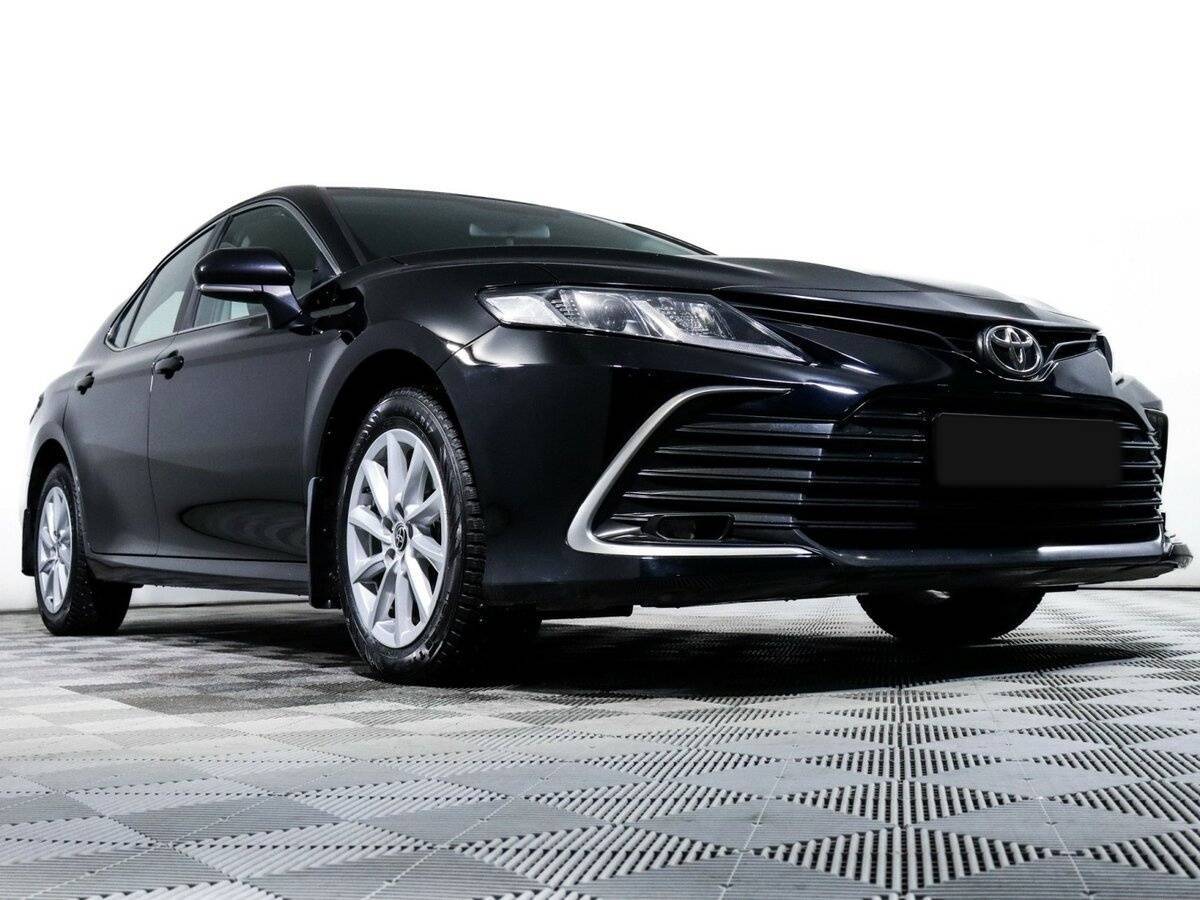 Toyota Camry с пробегом — 2021 год. Фото: #16