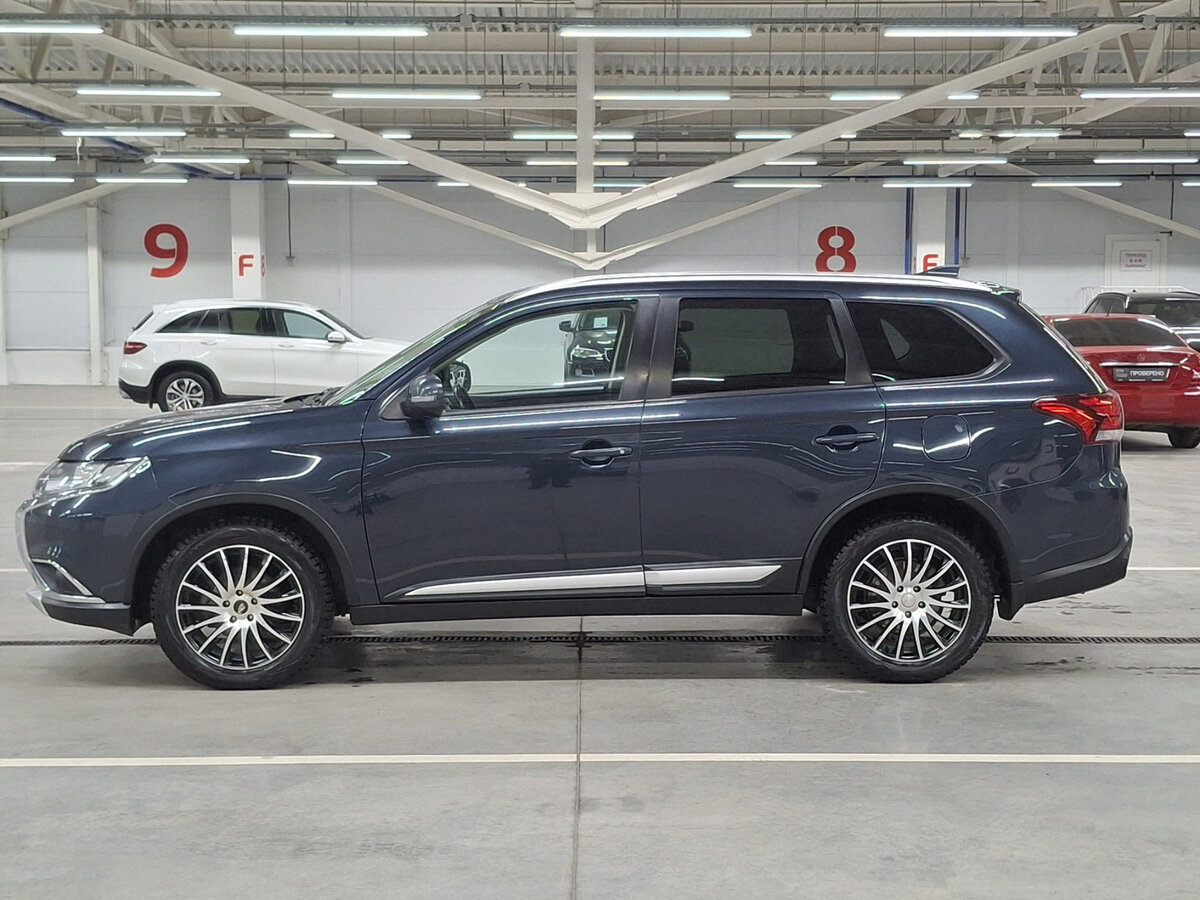 Mitsubishi Outlander с пробегом — 2017 год. Фото: #7