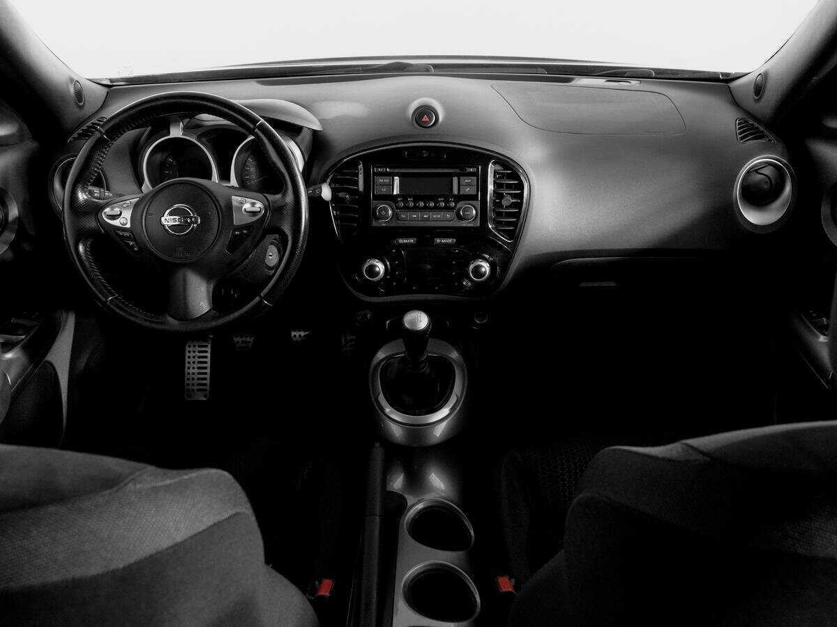 Nissan Juke с пробегом — 2013 год. Фото: #11