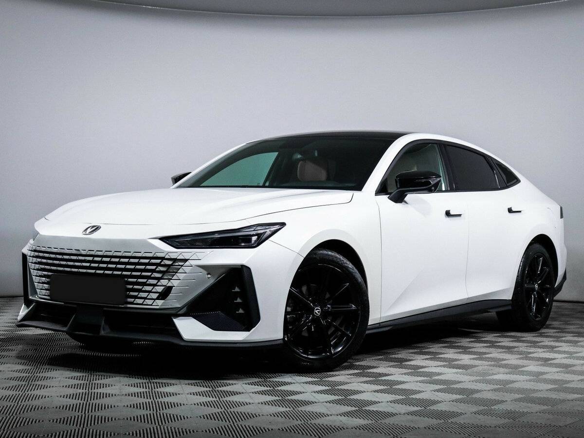 Changan UNI-V с пробегом — 2022 год. Посмотреть фото