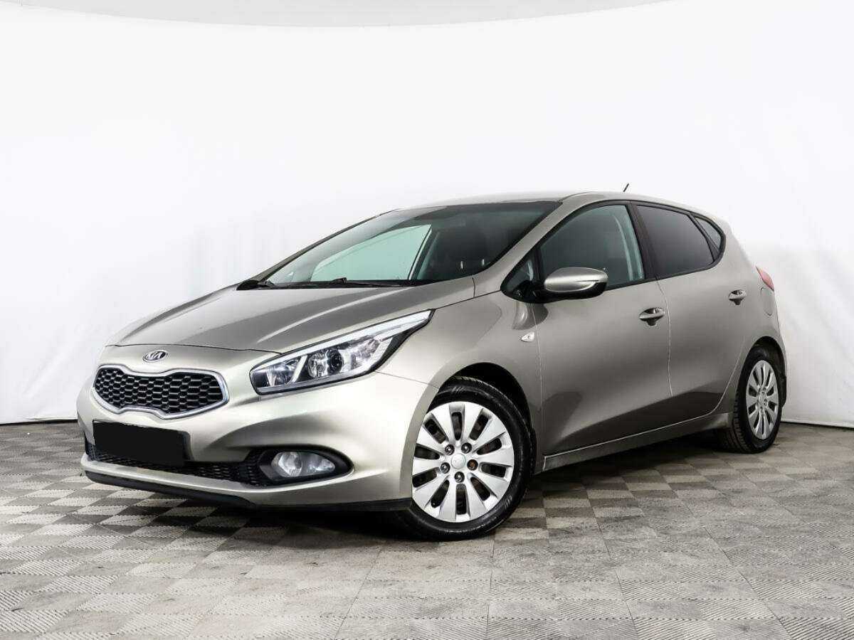 Kia Ceed с пробегом — 2015 год. Фото: #0