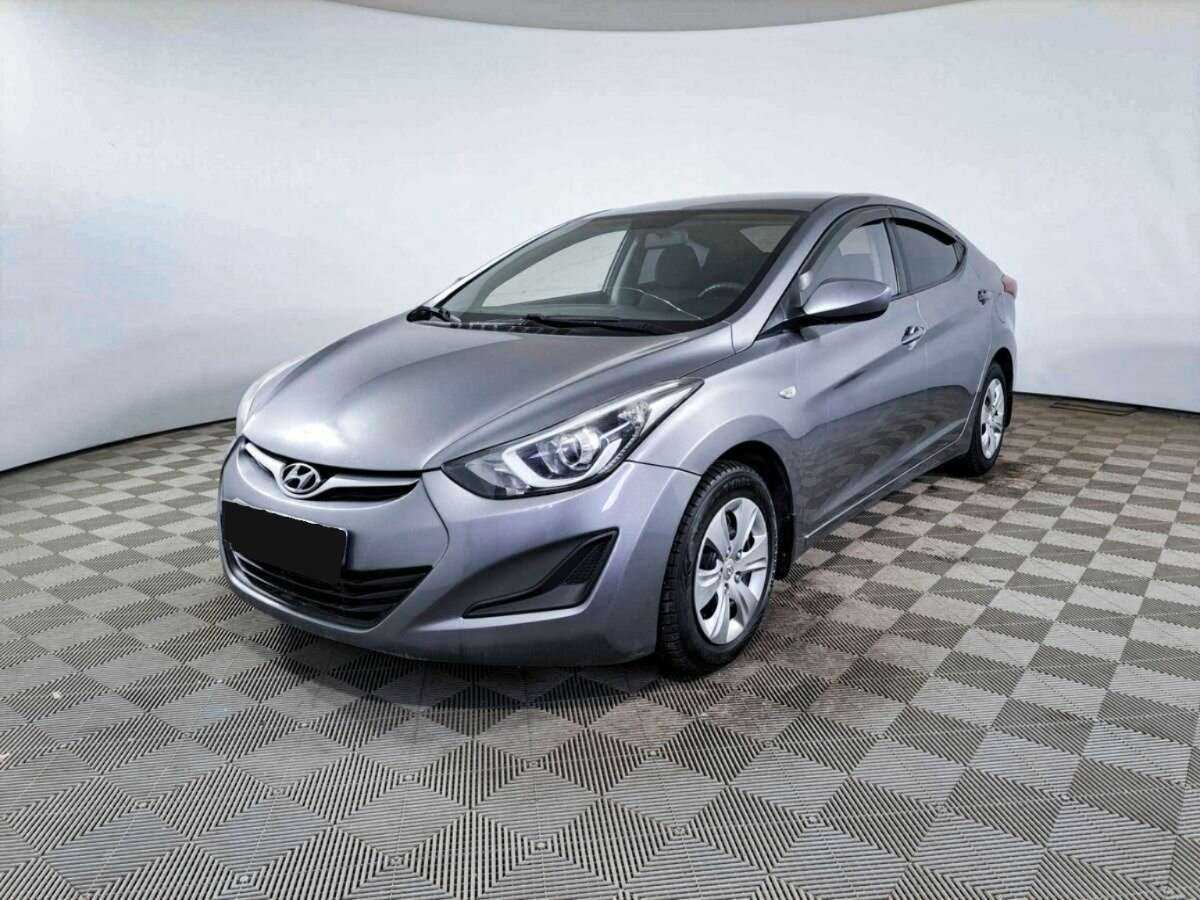 Hyundai Elantra с пробегом — 2015 год. Фото: #0