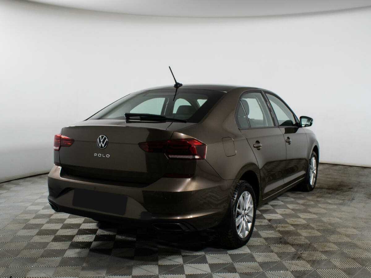 Volkswagen Polo с пробегом — 2022 год. Фото: #4
