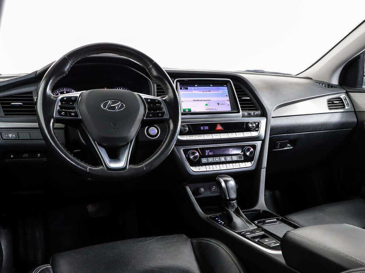 Hyundai Sonata с пробегом — 2017 год. Фото: #10