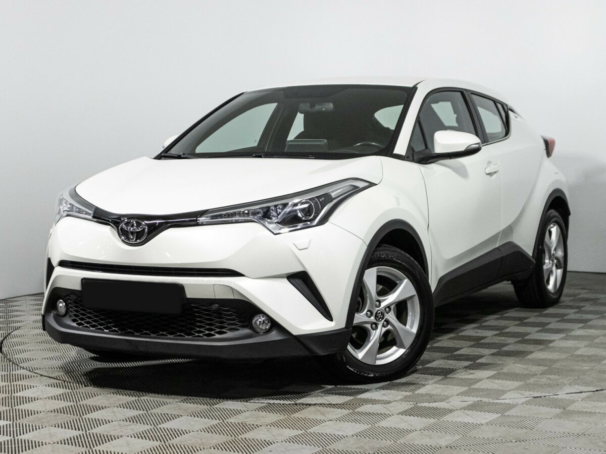 Toyota C-HR с пробегом — 2018 год. Фото: #0