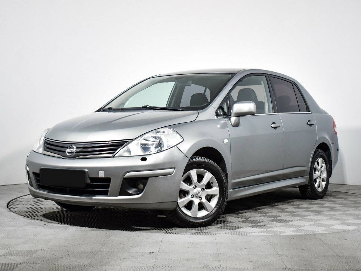 Nissan Tiida с пробегом — 2013 год. Посмотреть фото