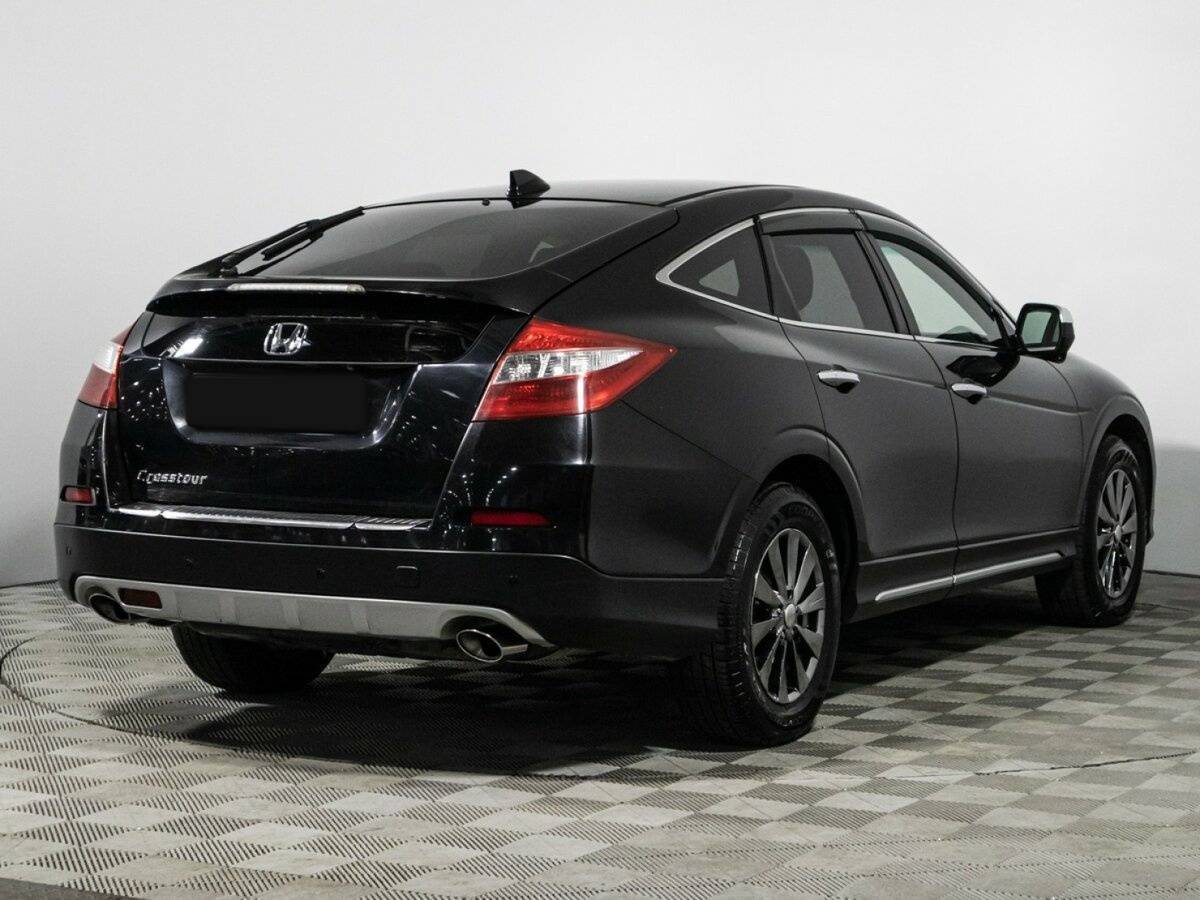 Honda Crosstour с пробегом — 2013 год. Фото: #4