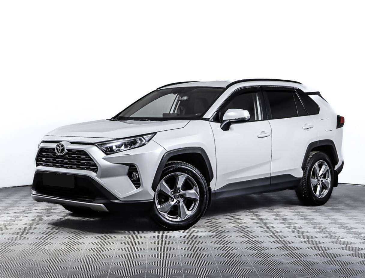 Toyota RAV4 с пробегом — 2020 год. Фото: #0