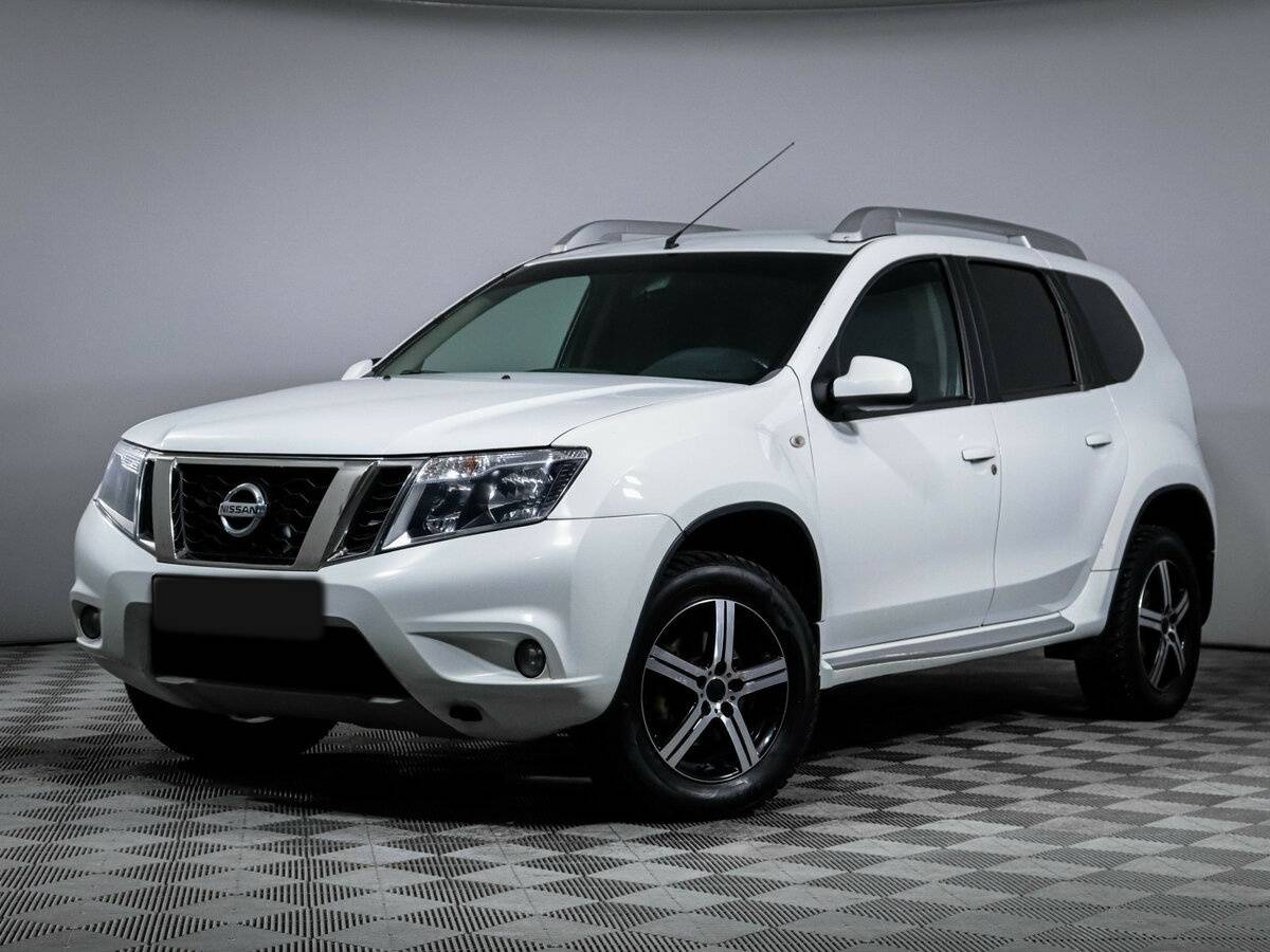 Nissan Terrano с пробегом — 2017 год. Посмотреть фото