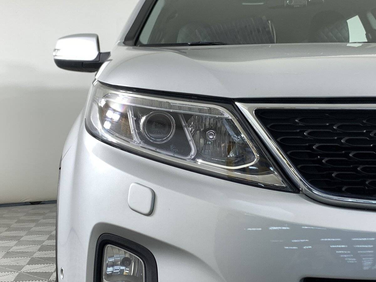 Kia Sorento с пробегом — 2019 год. Фото: #9