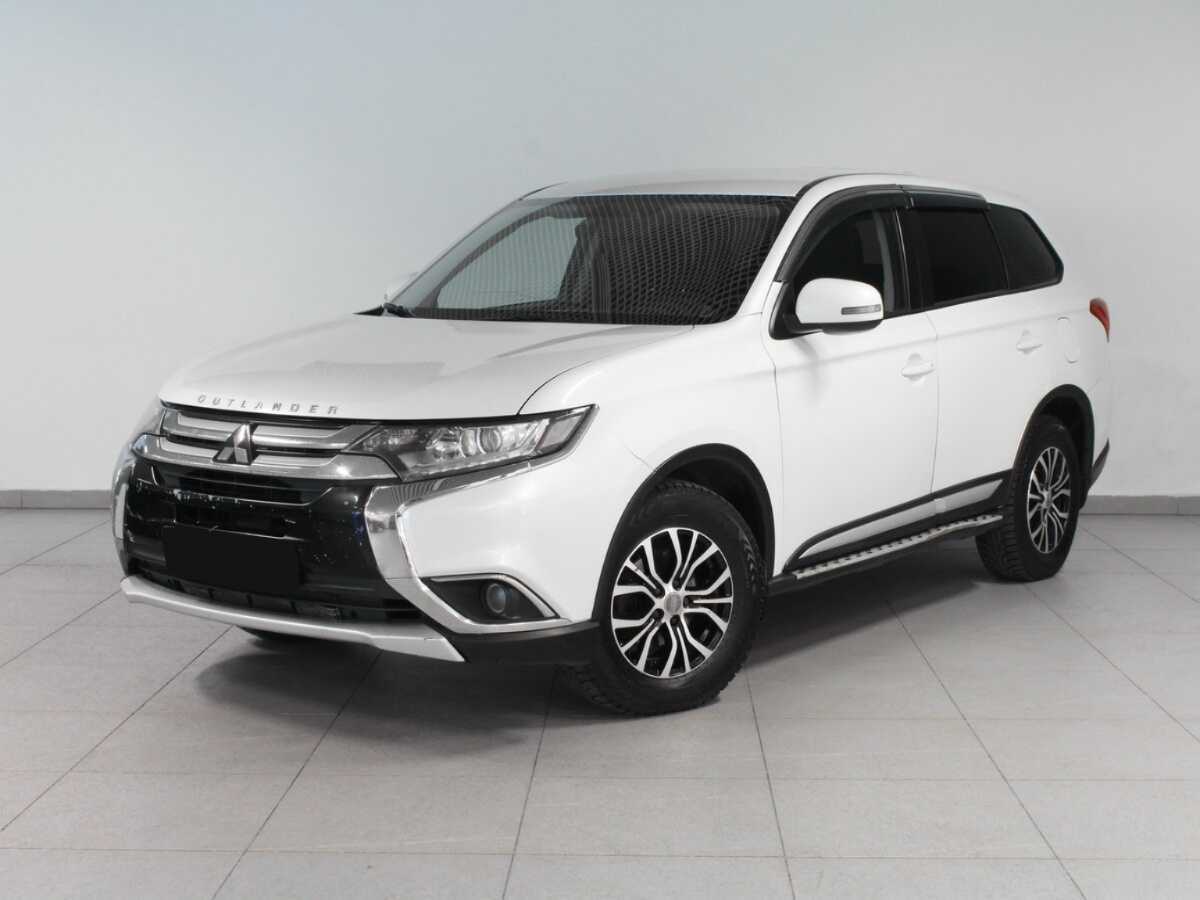 Mitsubishi Outlander с пробегом — 2017 год. Фото: #0