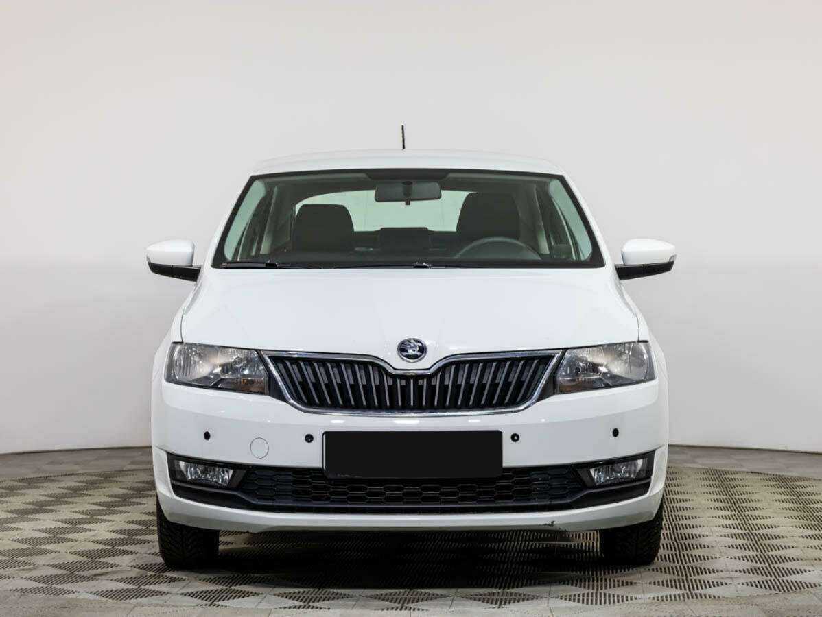 Skoda Rapid с пробегом — 2017 год. Посмотреть фото