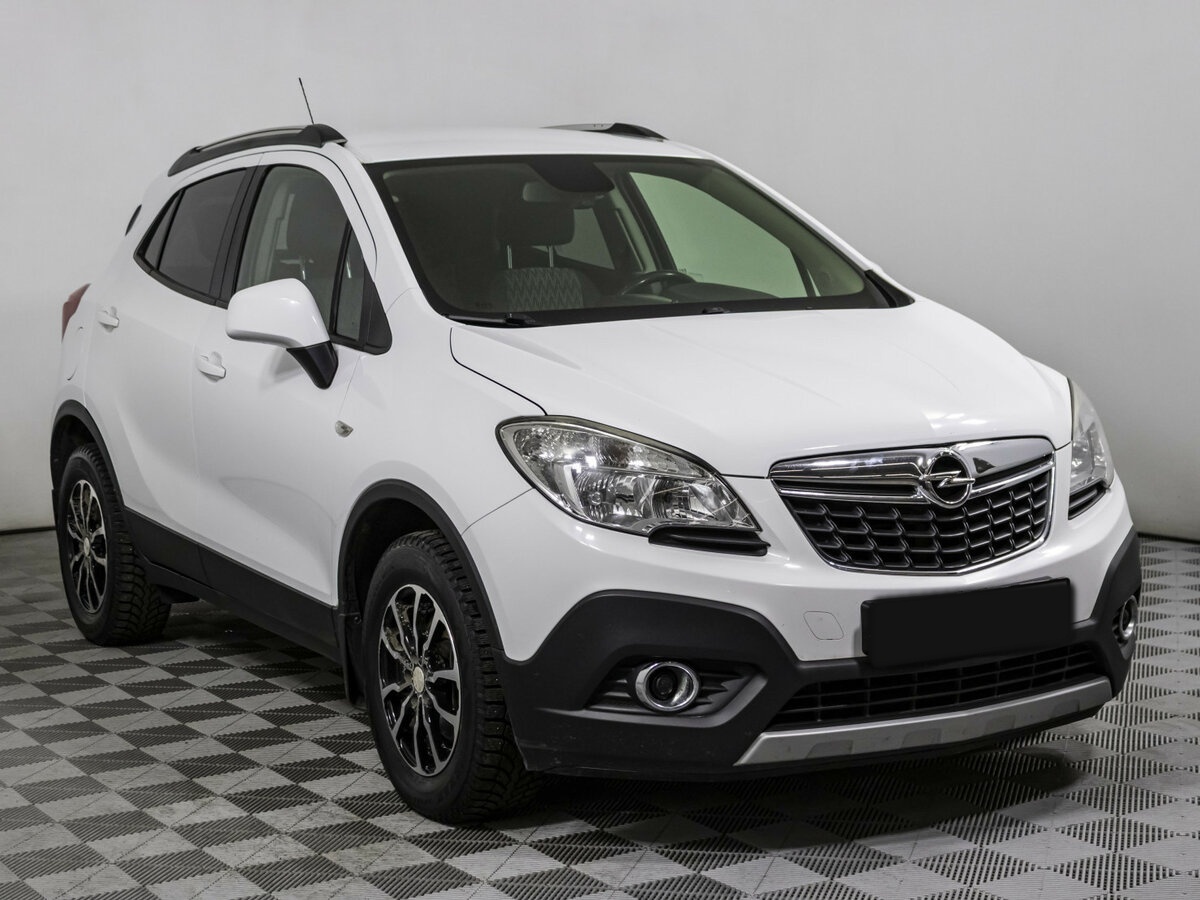 Opel Mokka с пробегом — 2013 год. Фото: #2