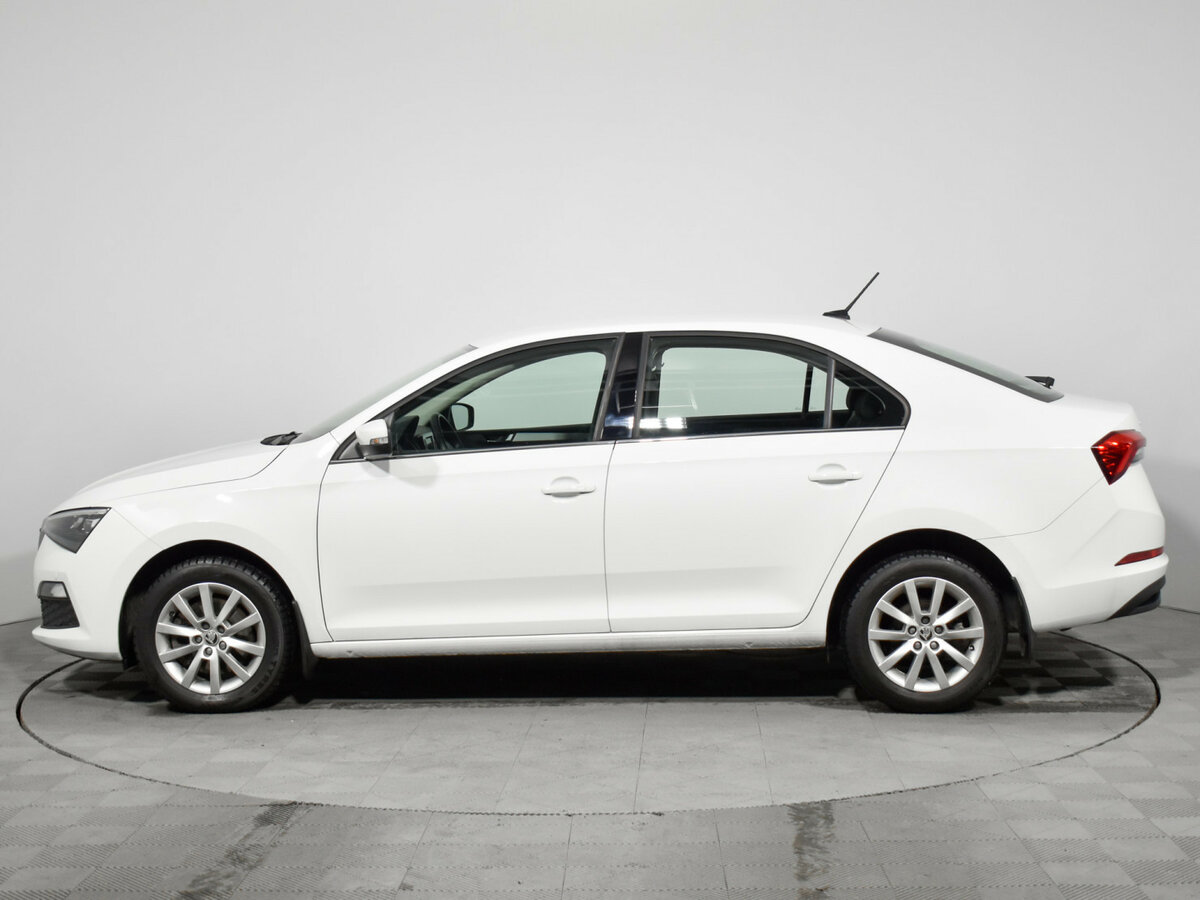 Skoda Rapid с пробегом — 2022 год. Фото: #7