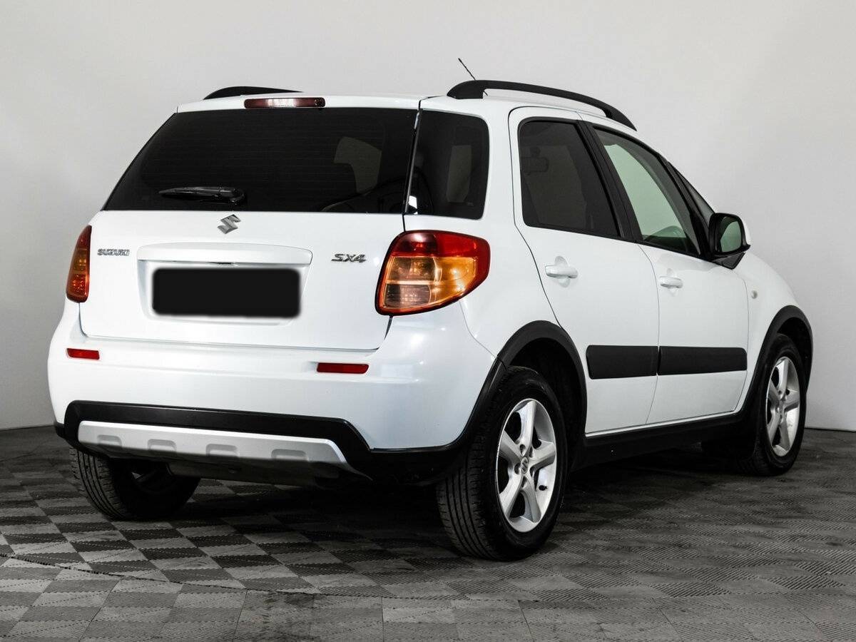 Suzuki SX4 с пробегом — 2012 год. Фото: #4