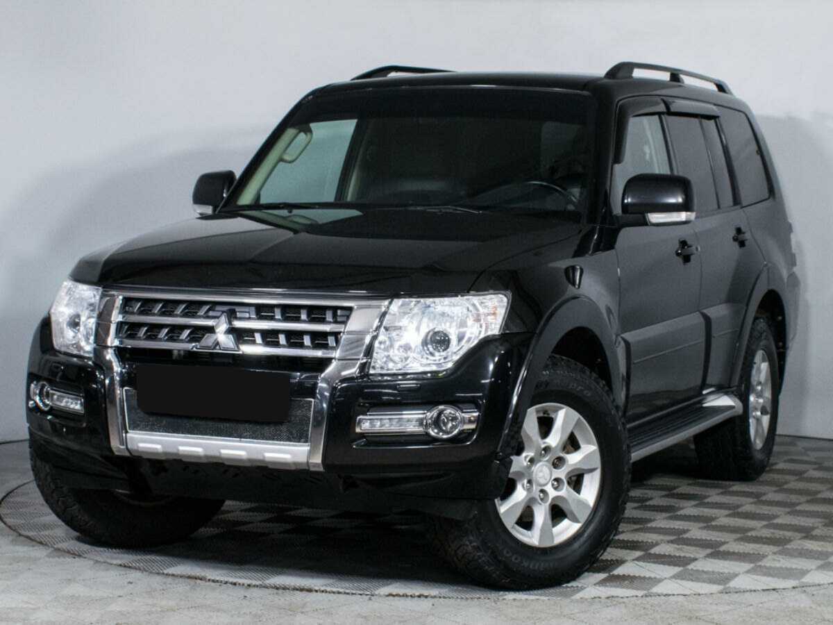 Mitsubishi Pajero с пробегом — 2014 год. Фото: #0