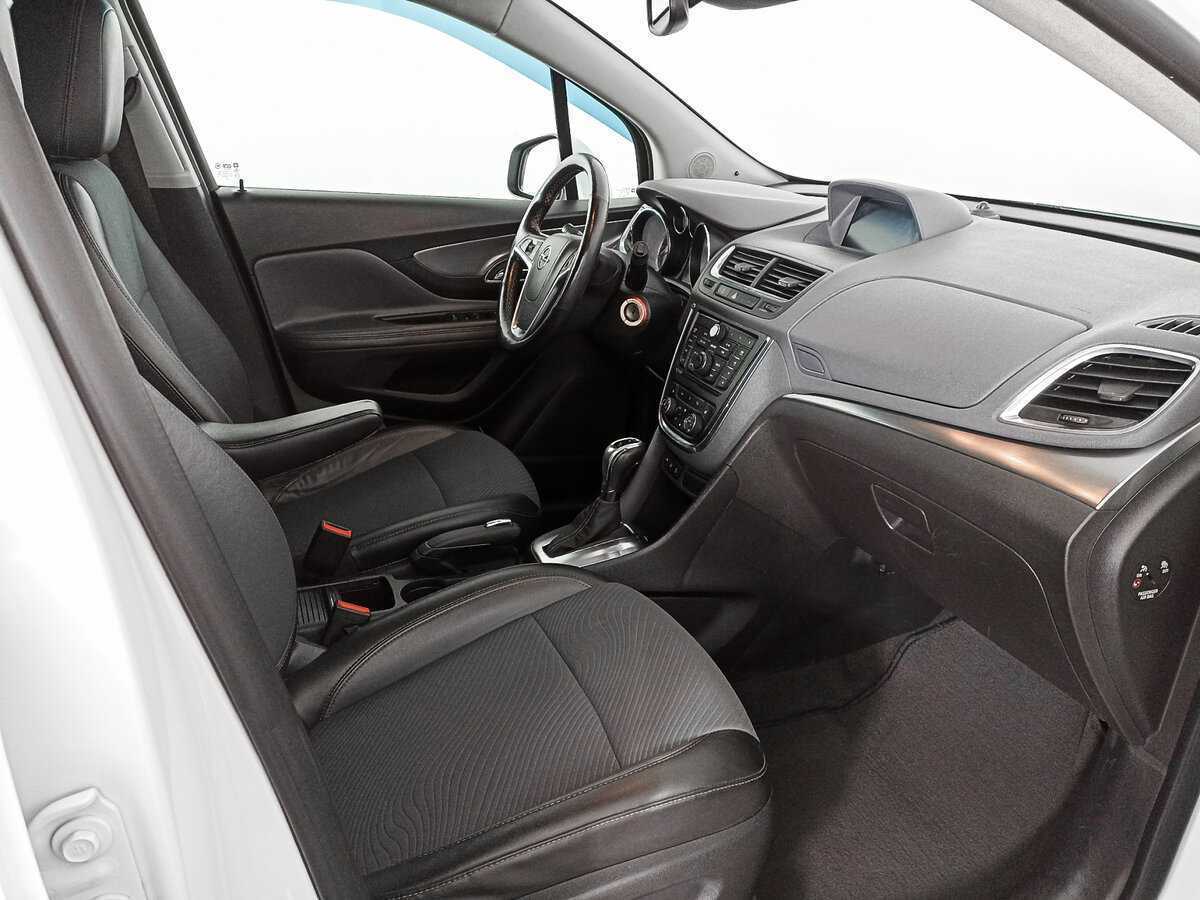 Opel Mokka с пробегом — 2012 год. Фото: #9