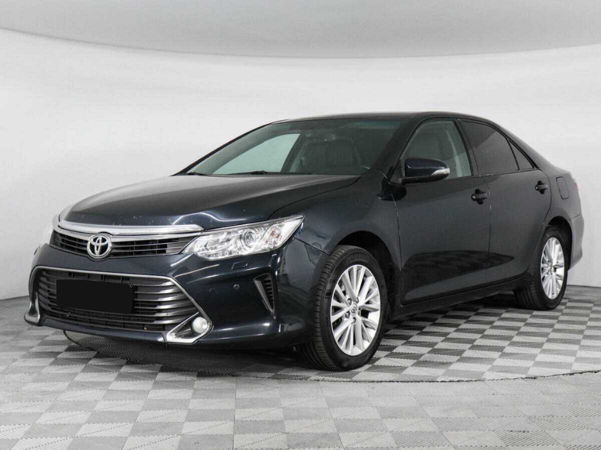 Toyota Camry с пробегом — 2015 год. Фото: #0