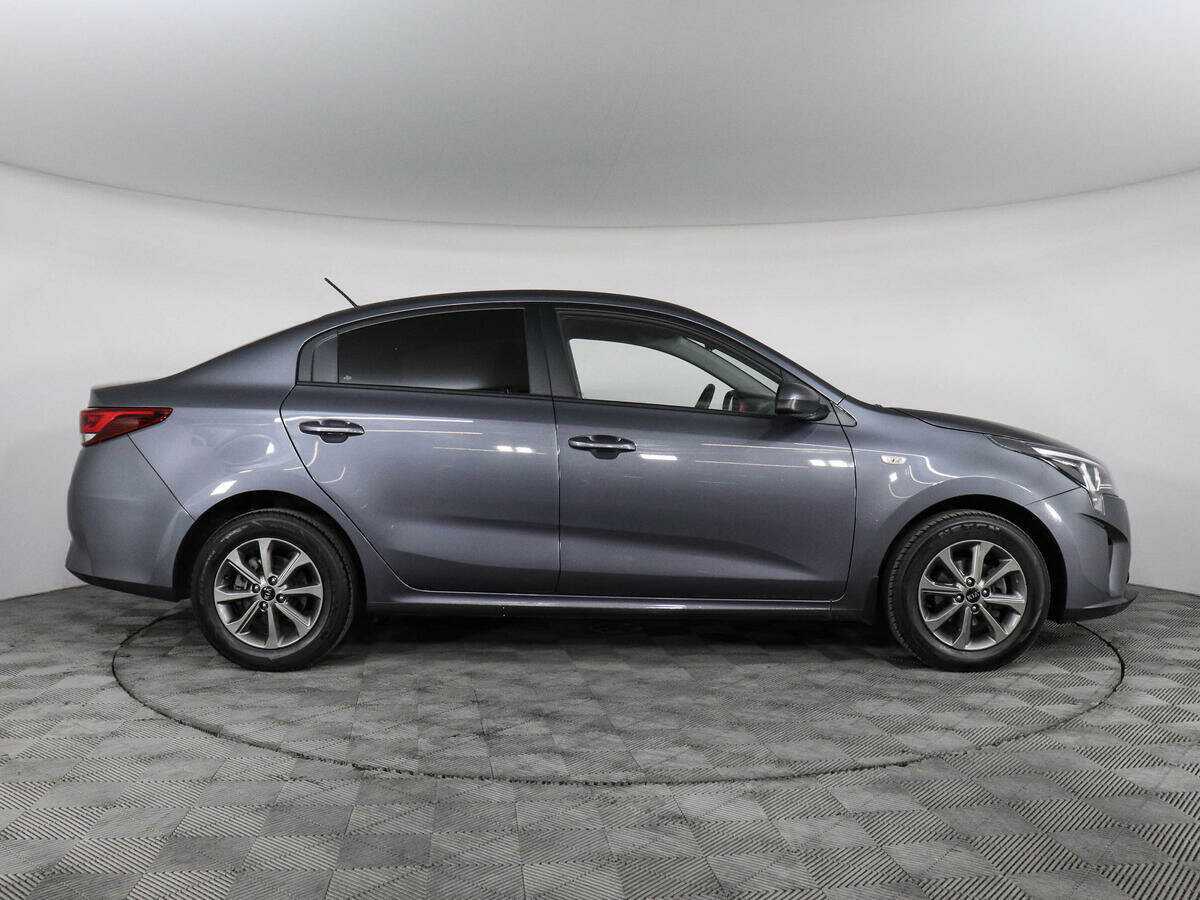 Kia Rio с пробегом — 2021 год. Фото: #3