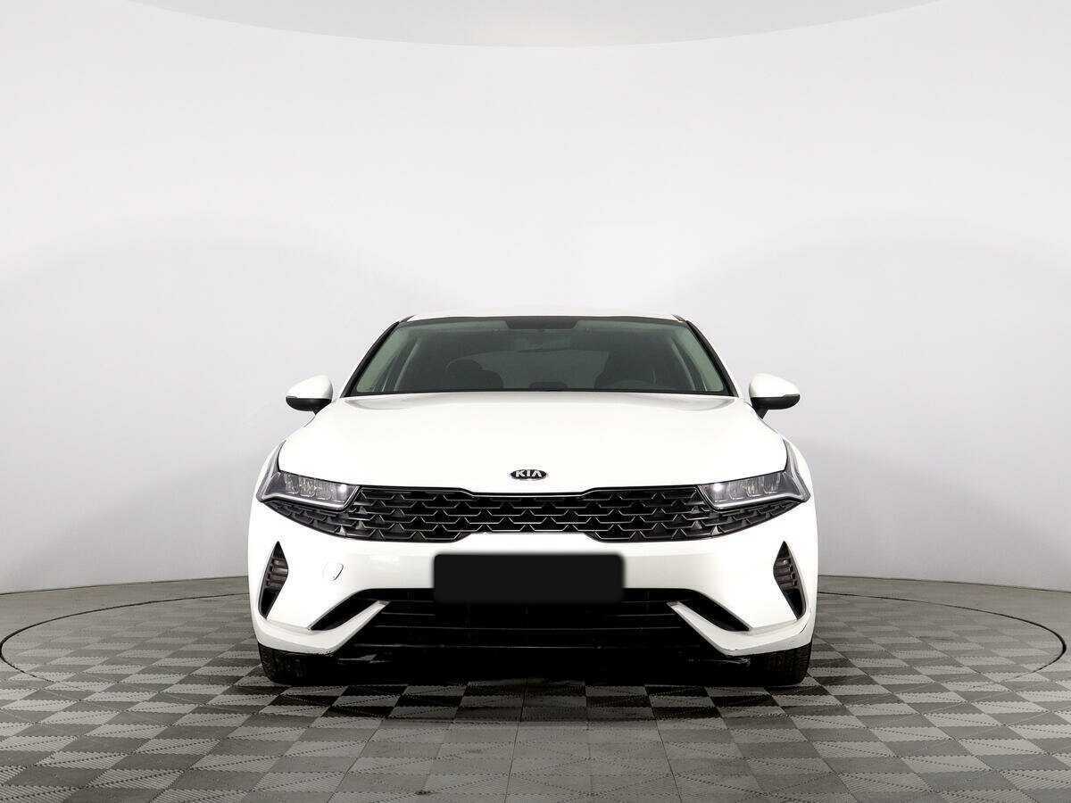 Kia K5 с пробегом — 2021 год. Фото: #1