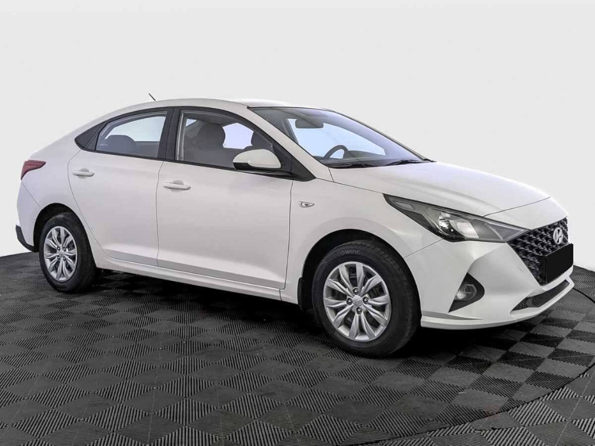 Hyundai Solaris с пробегом — 2021 год. Фото: #2