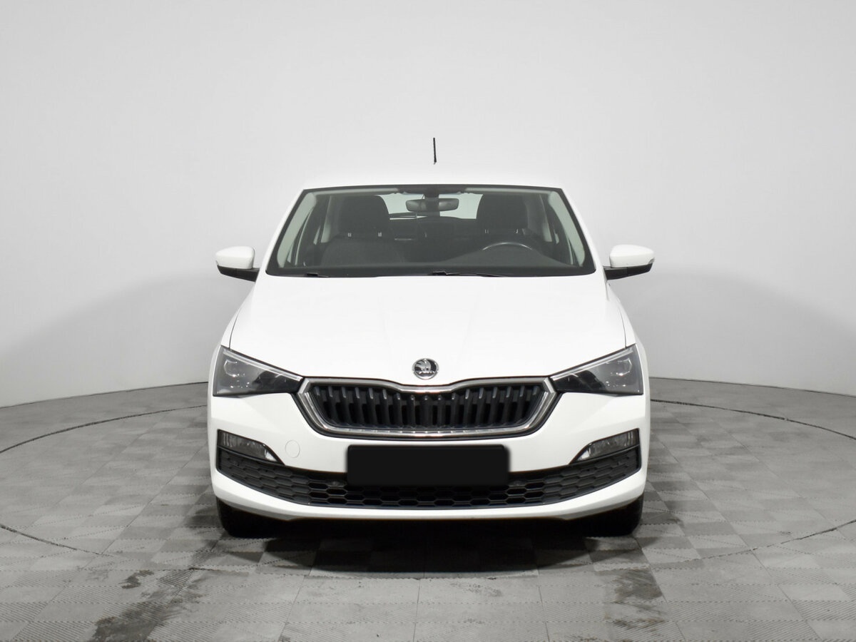 Skoda Rapid с пробегом — 2021 год. Фото: #1
