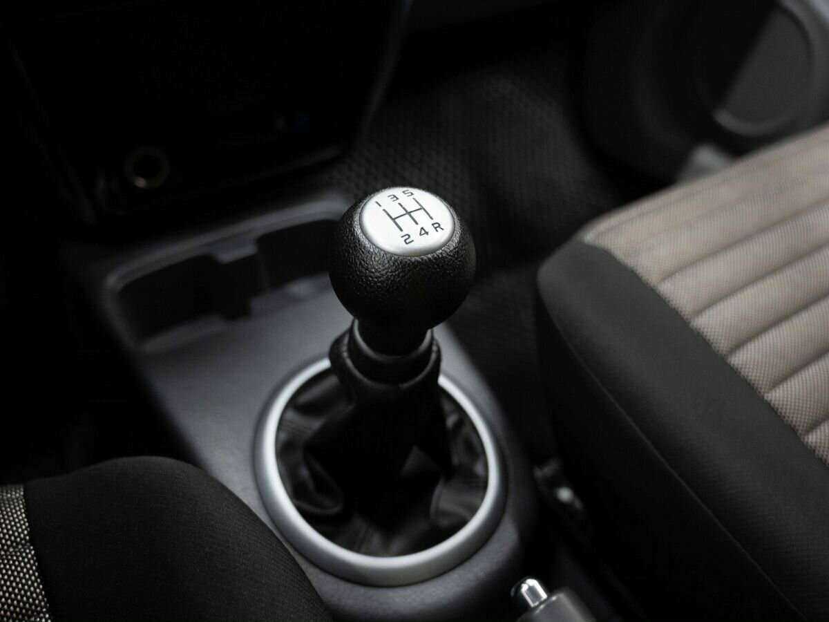 Suzuki SX4 с пробегом — 2013 год. Фото: #19