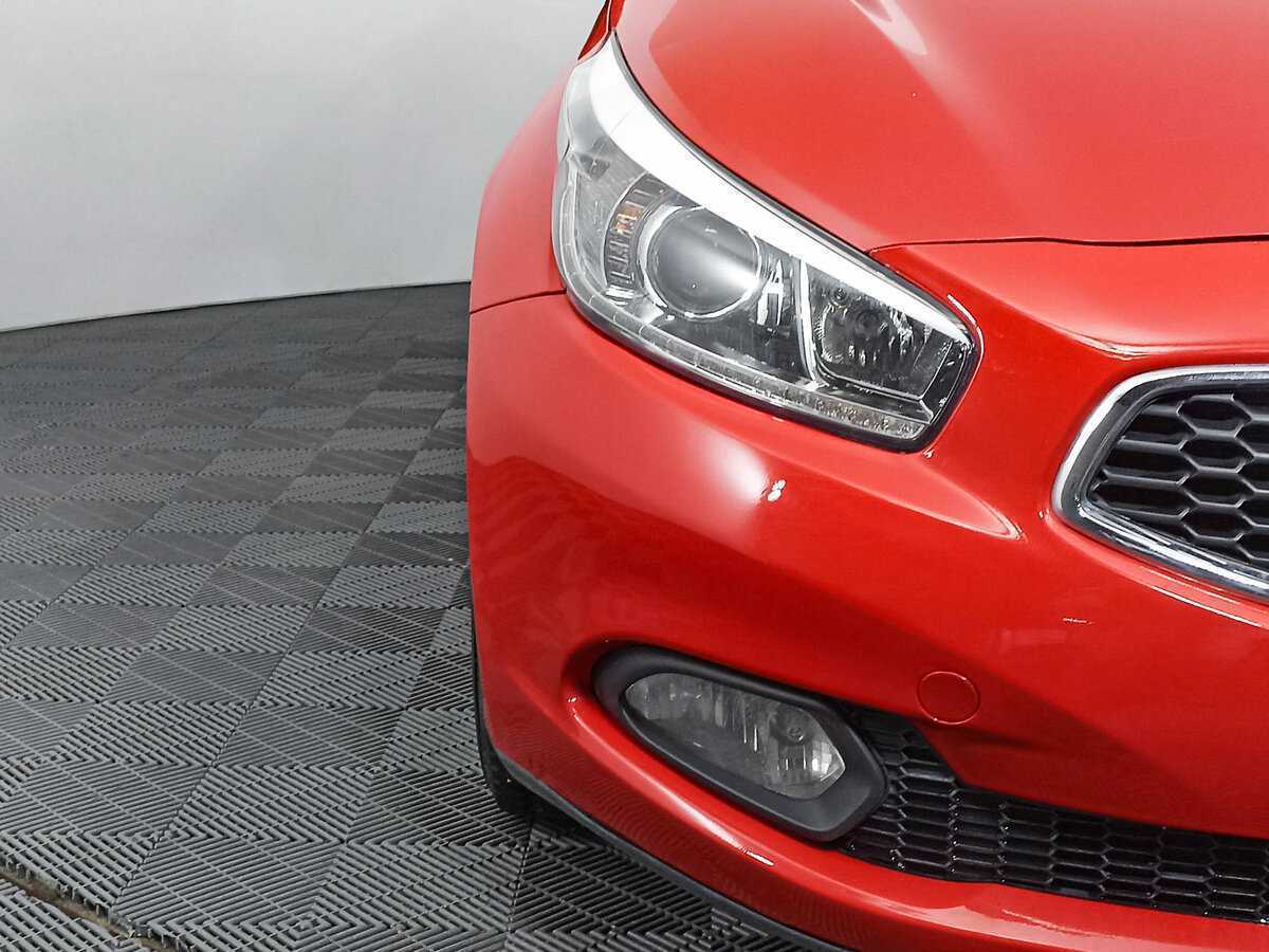 Kia Ceed с пробегом — 2015 год. Фото: #15