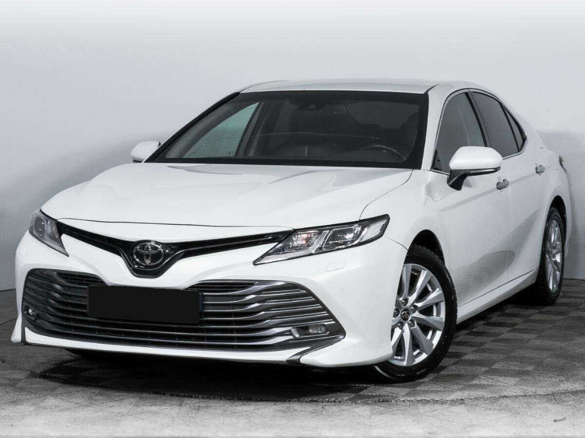 Toyota Camry с пробегом — 2019 год. Посмотреть фото