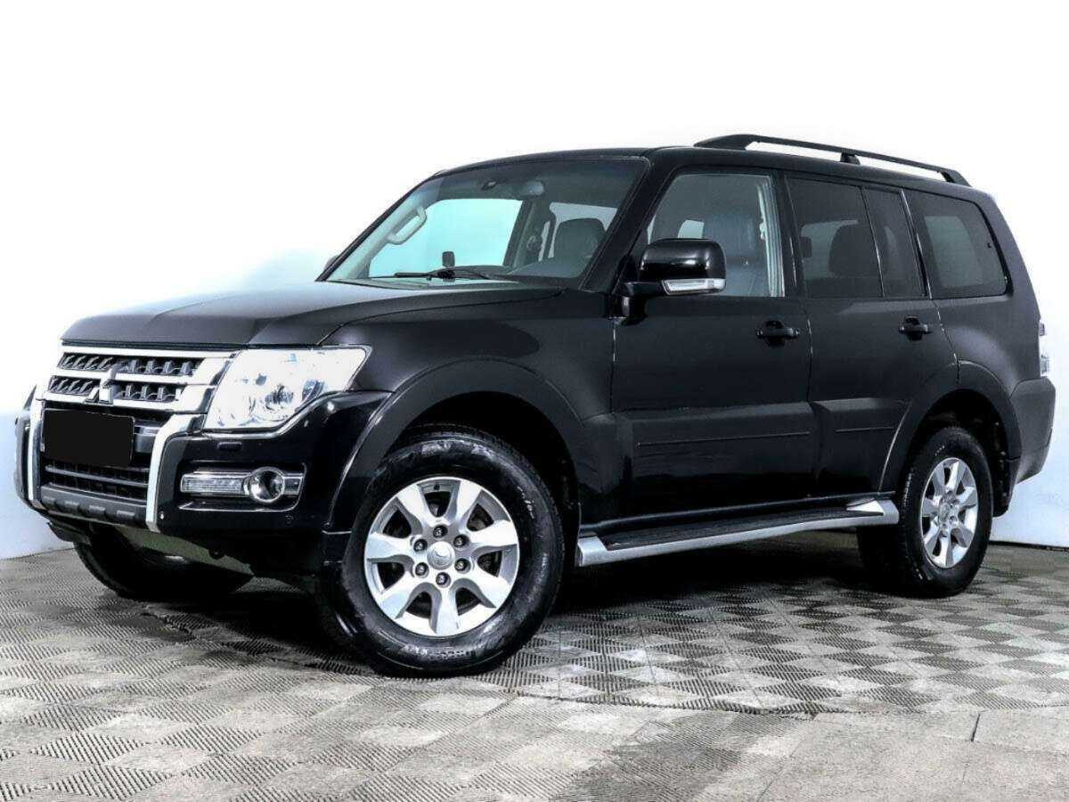 Mitsubishi Pajero с пробегом — 2017 год. Посмотреть фото