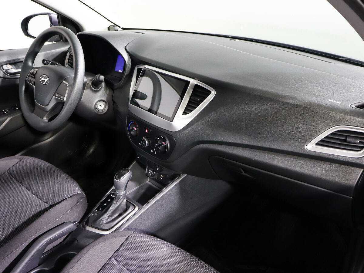 Hyundai Solaris с пробегом — 2021 год. Фото: #6