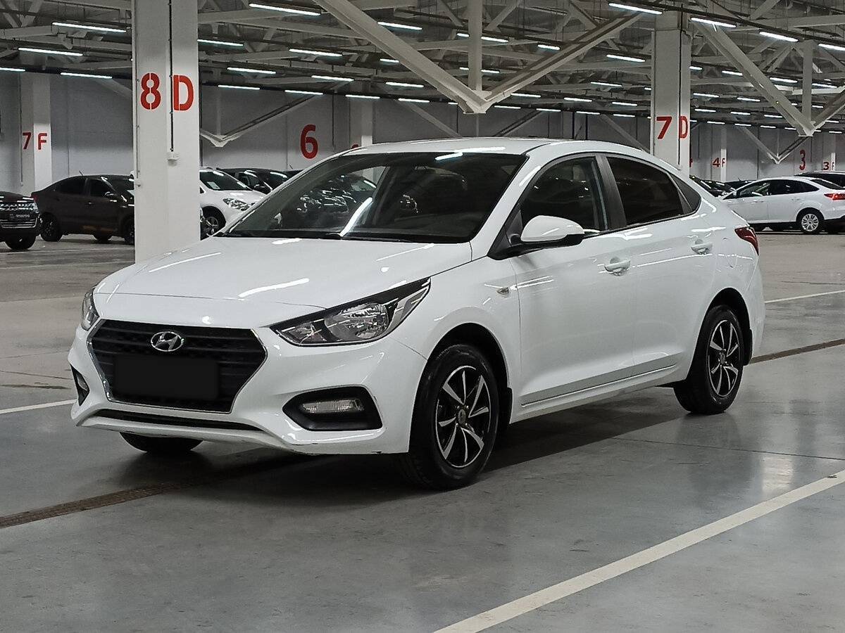 Hyundai Solaris с пробегом — 2017 год. Посмотреть фото