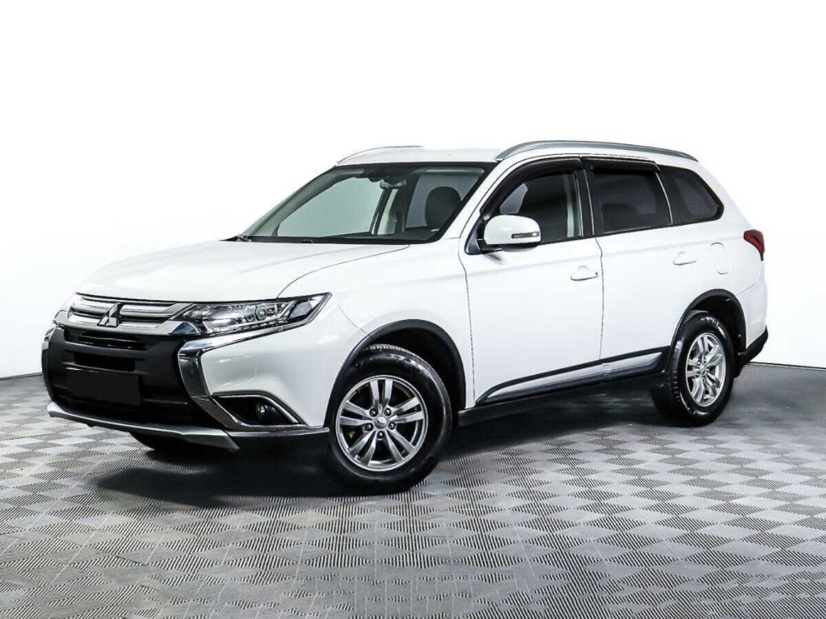 Mitsubishi Outlander с пробегом — 2018 год. Фото: #0