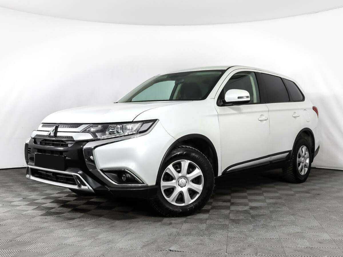 Mitsubishi Outlander с пробегом — 2018 год. Посмотреть фото