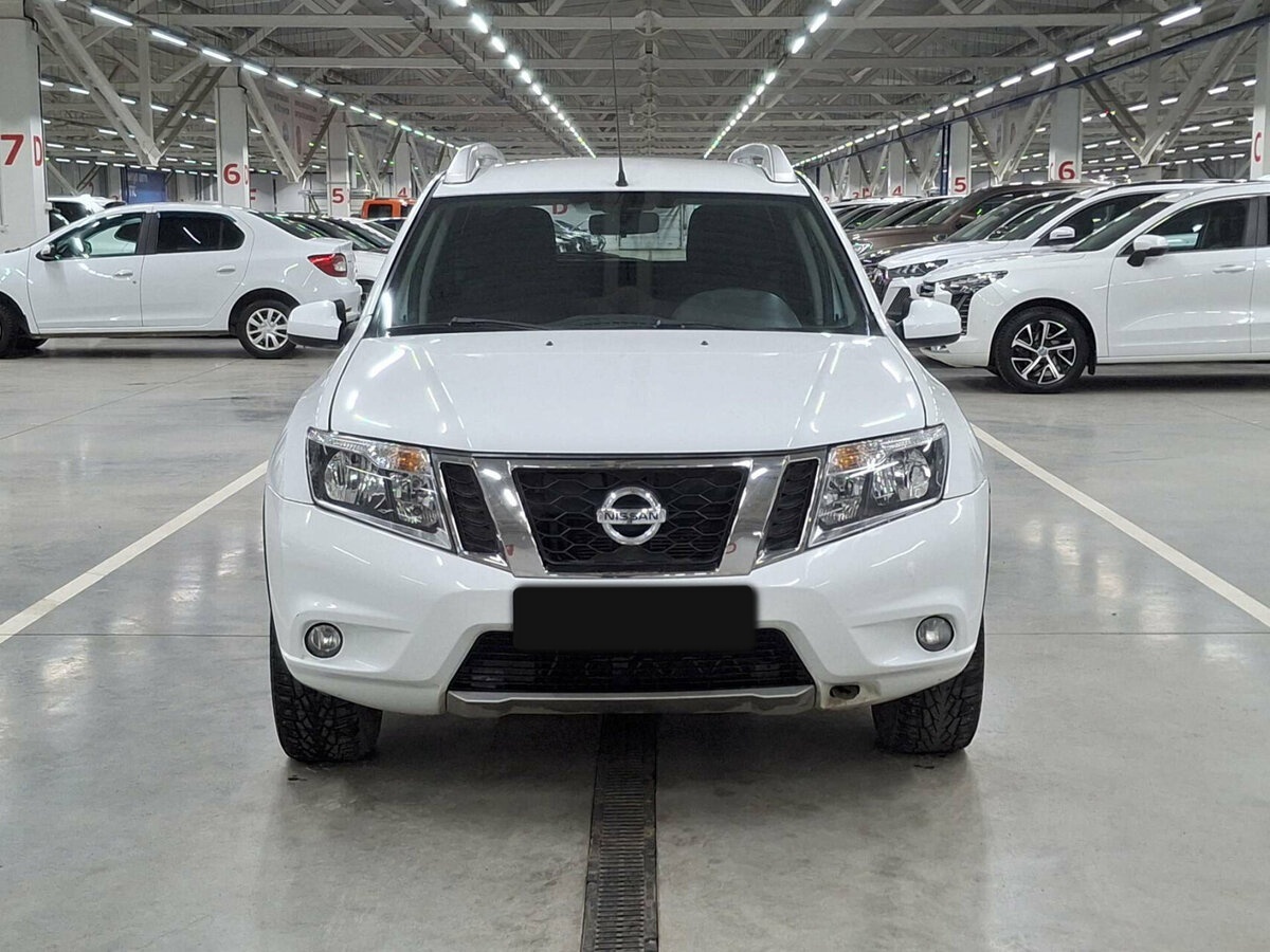 Nissan Terrano с пробегом — 2018 год. Фото: #1