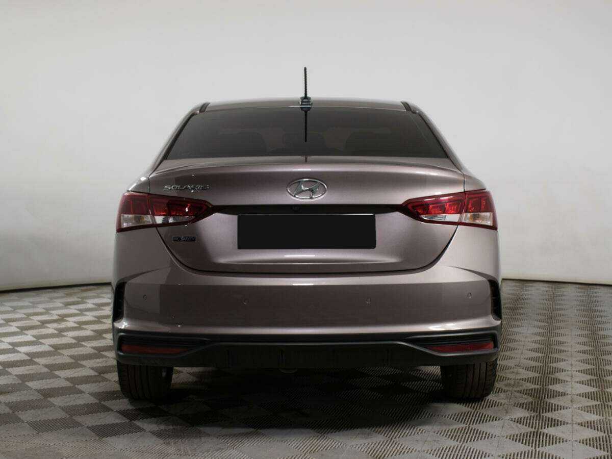 Hyundai Solaris с пробегом — 2021 год. Фото: #5
