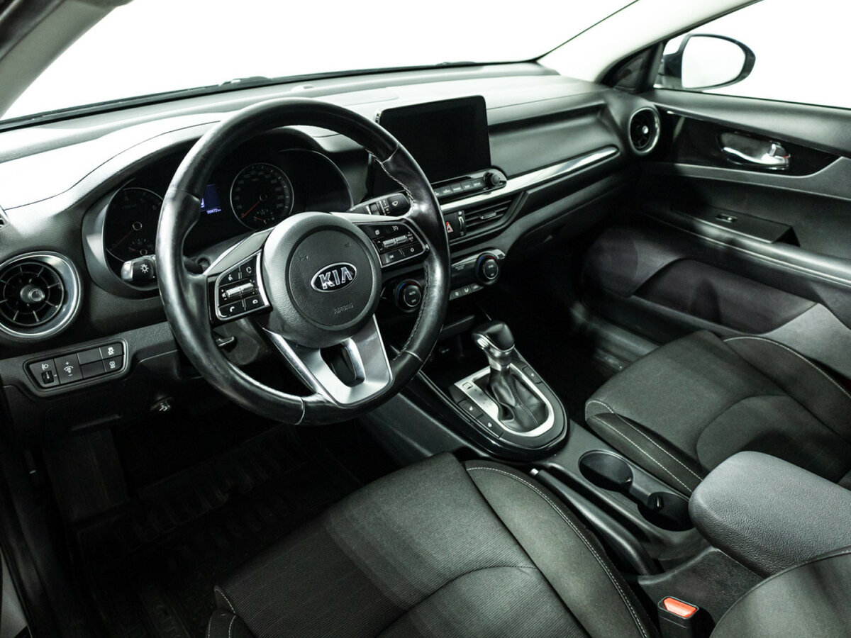 Kia Cerato с пробегом — 2019 год. Фото: #10