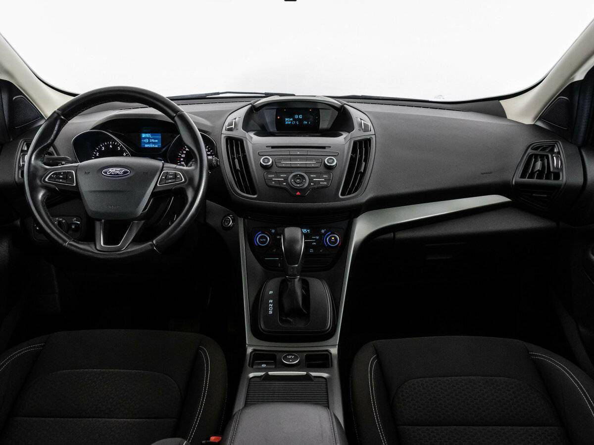 Ford Kuga с пробегом — 2017 год. Фото: #7