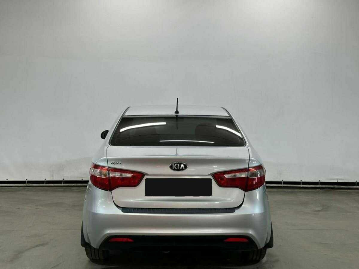 Kia Rio с пробегом — 2014 год. Фото: #5
