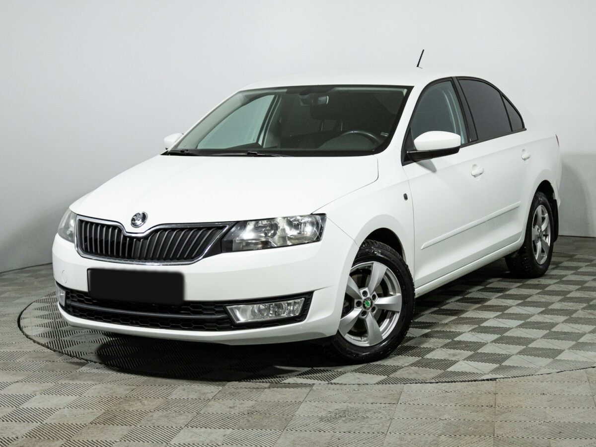 Skoda Rapid с пробегом — 2016 год. Фото: #0