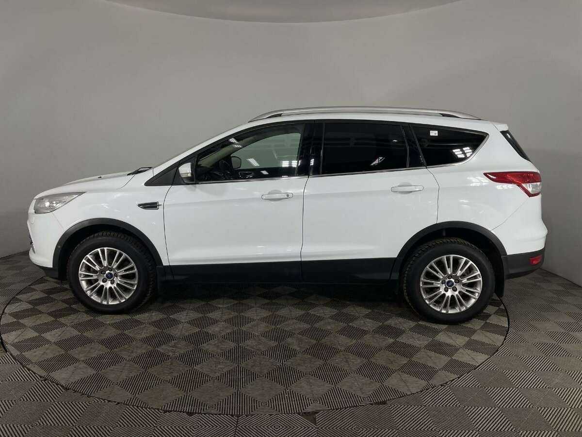 Ford Kuga с пробегом — 2015 год. Фото: #3