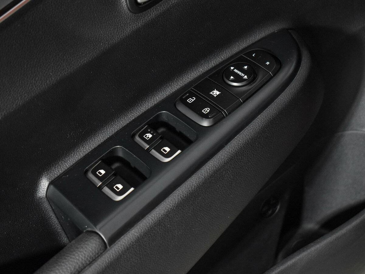 Kia Rio с пробегом — 2018 год. Фото: #8