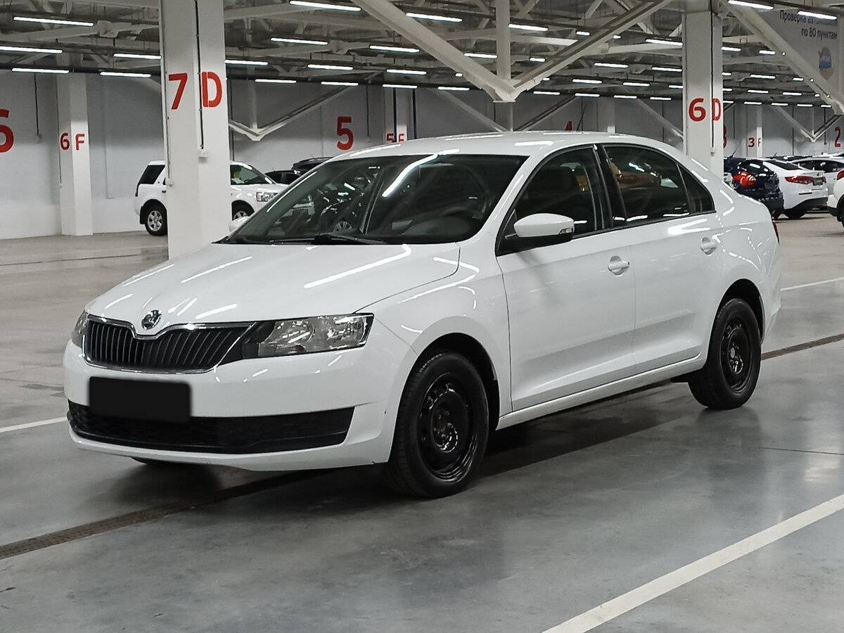 Skoda Rapid с пробегом — 2018 год. Фото: #0