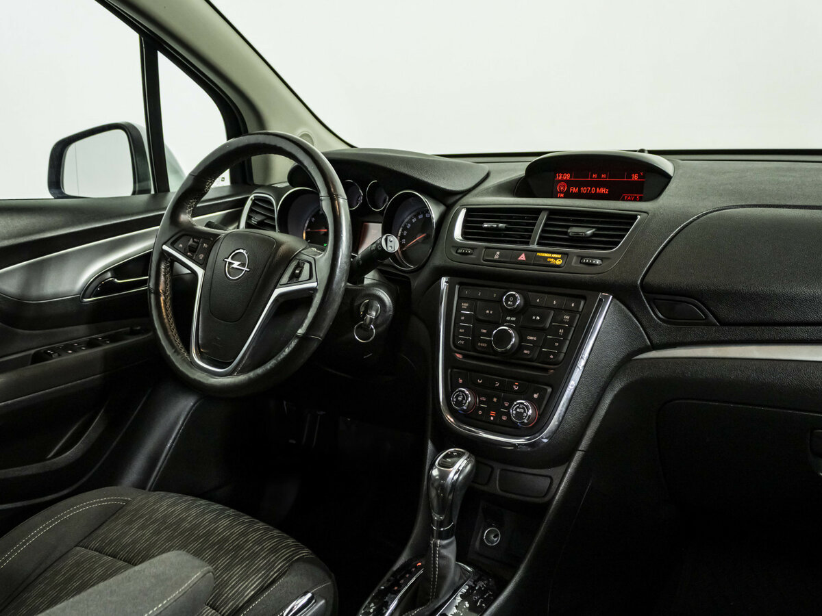 Opel Mokka с пробегом — 2013 год. Фото: #6