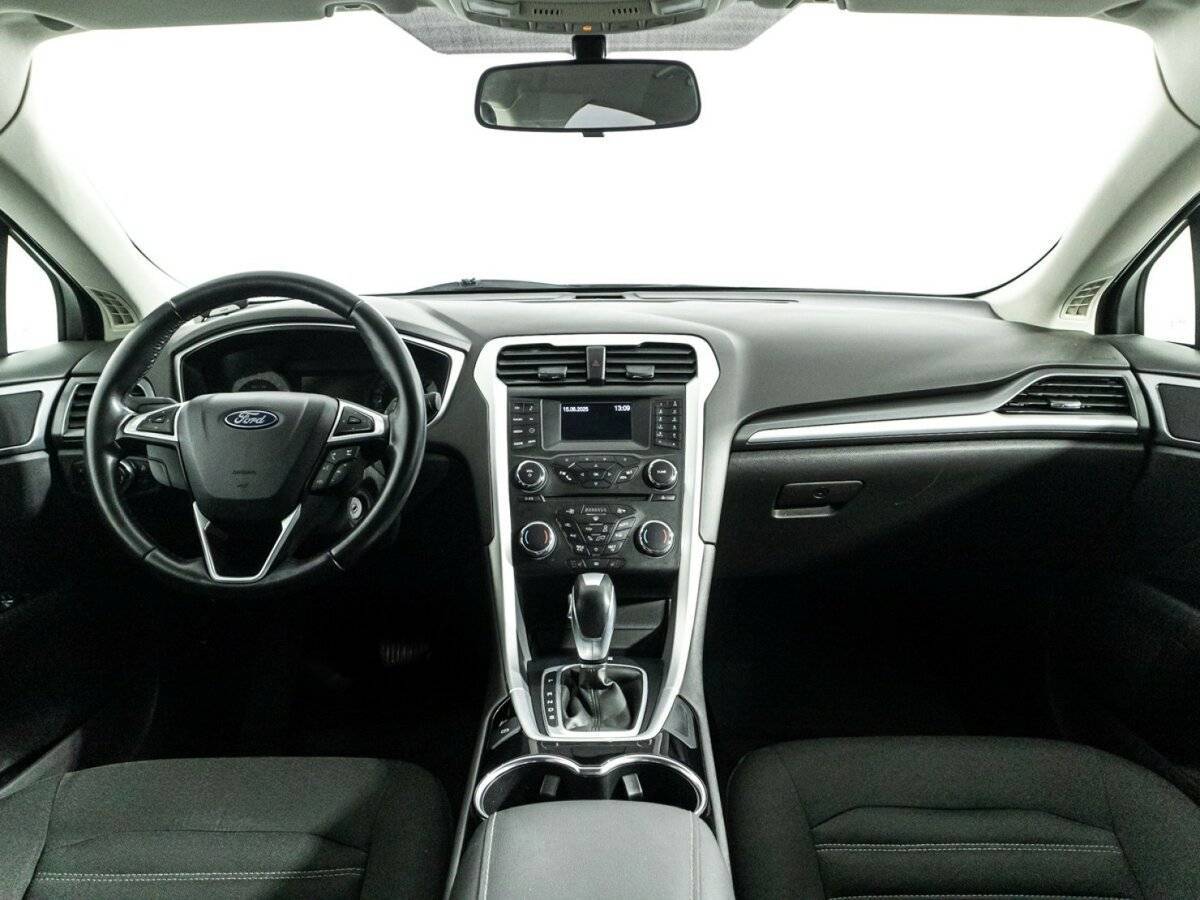 Ford Mondeo с пробегом — 2015 год. Фото: #12