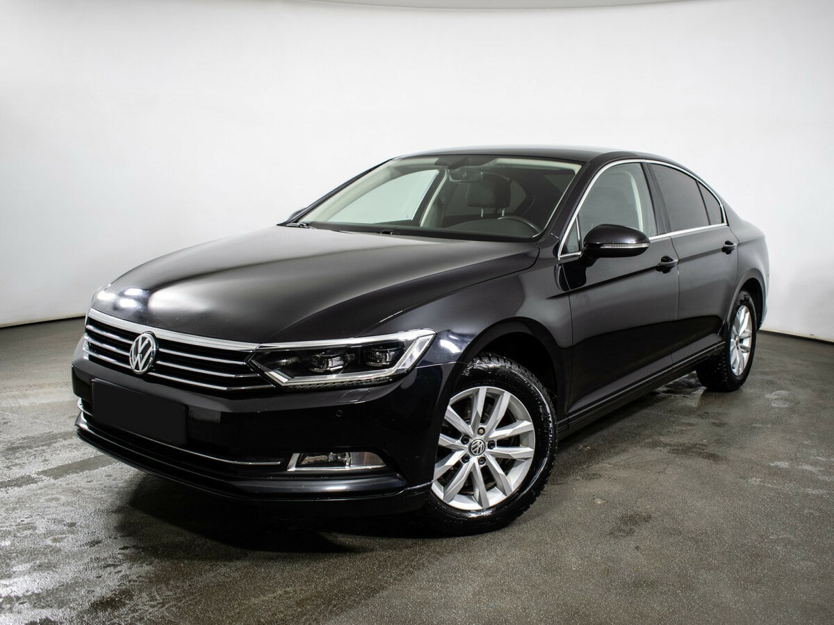 Volkswagen Passat с пробегом — 2017 год. Фото: #0