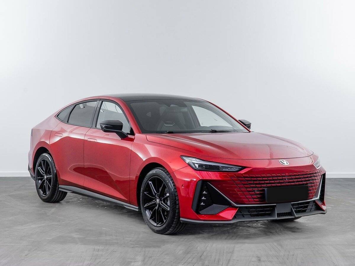Changan UNI-V с пробегом — 2023 год. Посмотреть фото