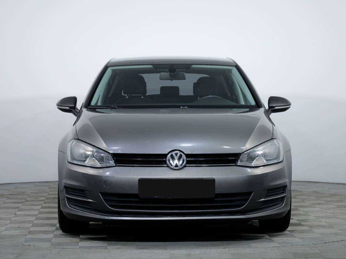 Volkswagen Golf с пробегом — 2013 год. Фото: #0