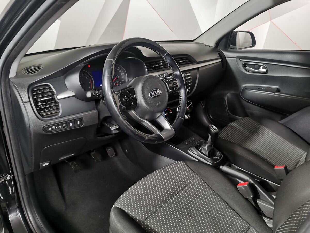Kia Rio с пробегом — 2018 год. Фото: #13